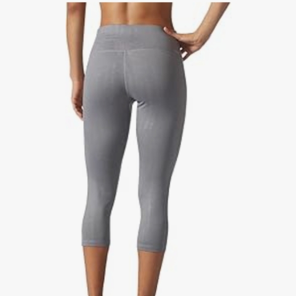 Adidas Climate Ultimate Mid-rise 3/4 Gray Crop Leggings - Picture 6 of 11